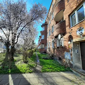 Kawalerka Hallera Apartament